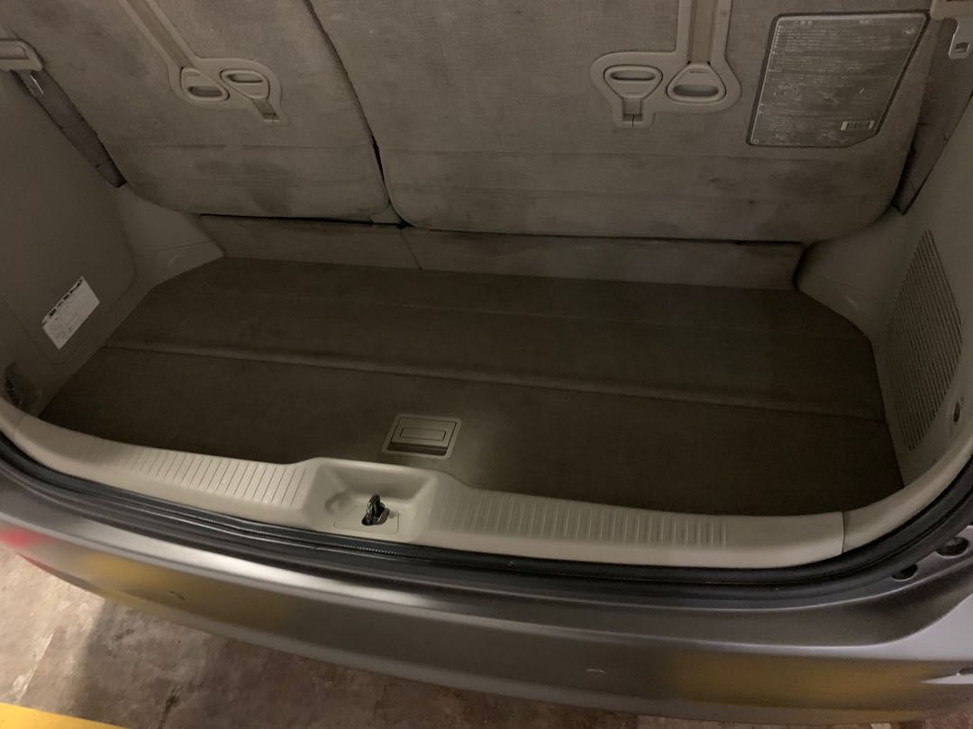 Toyota estima boot cover deals