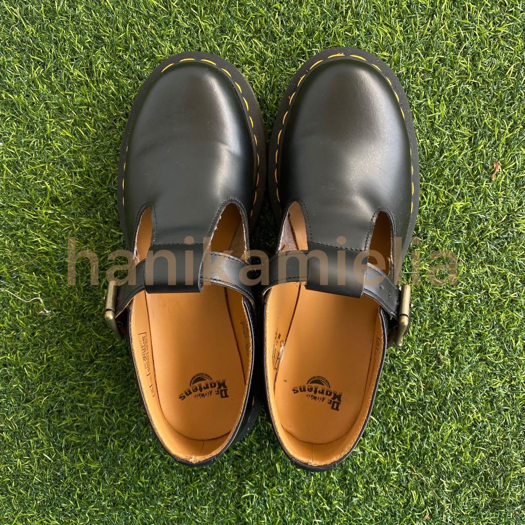 Used womens best sale doc martens