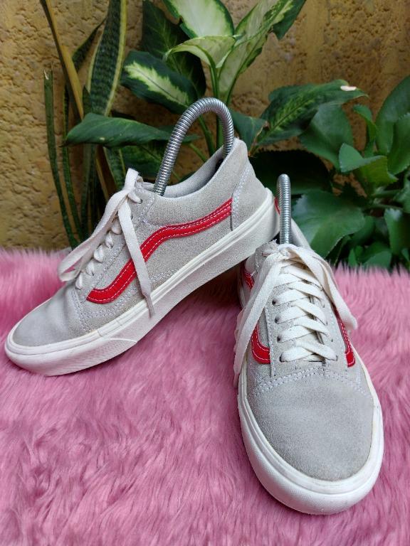 Gray and red clearance vans