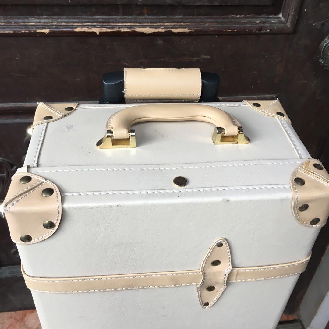 Vintage cargo bag