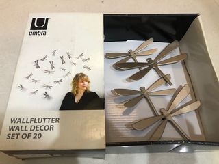 （分類：）位於 。 由 kittymira 提交（商品編號 1112570739，圖片 1）。簡介： 。