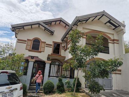 85% Finish Overlooking Mansion in Taytay Rizal