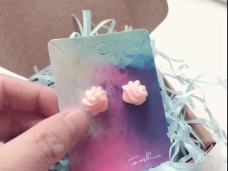 （分類：）位於 。 由 gracefulhands 提交（商品編號 1134700612，圖片 1）。簡介： 。