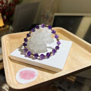 （分類：）位於 。 由 avaava.crystal 提交（商品編號 1134774959，圖片 1）。簡介： 。