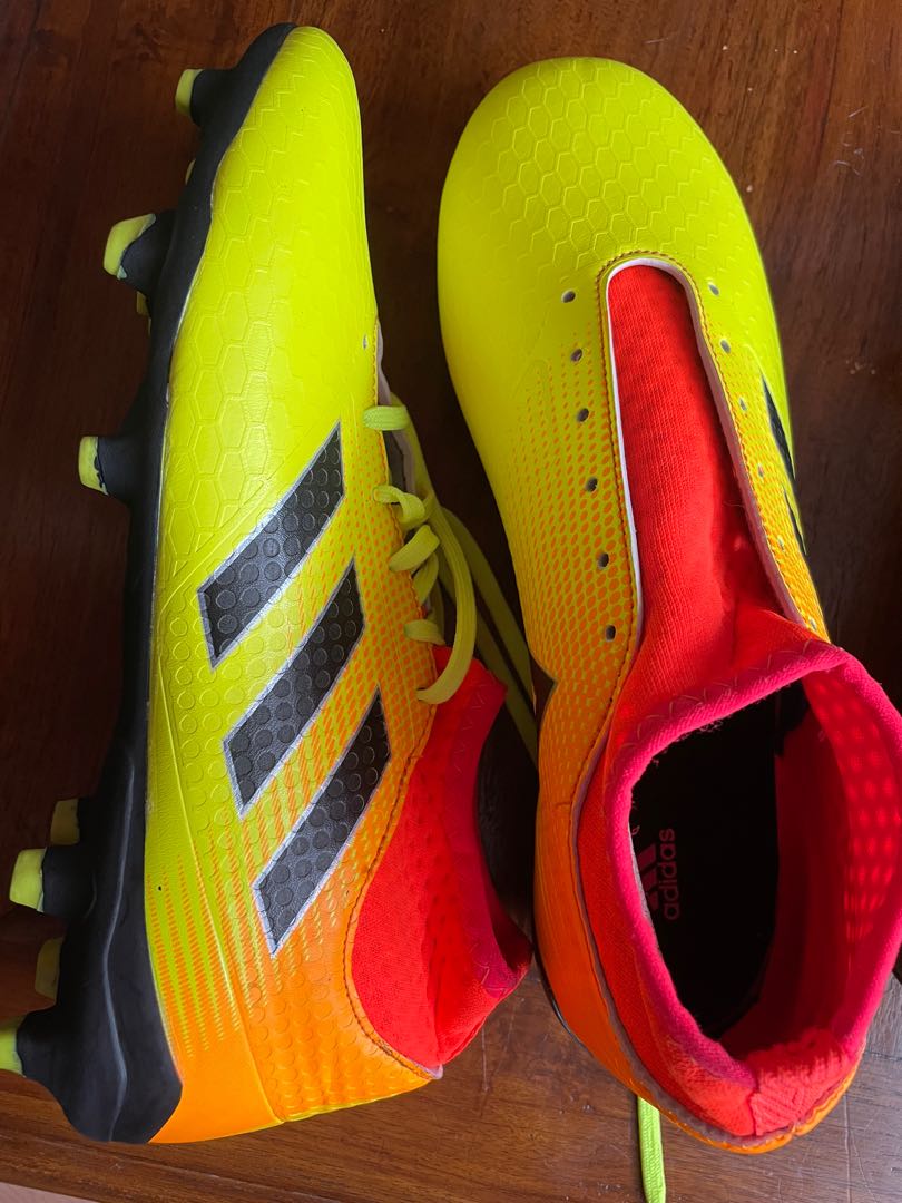 Adidas Soccer Boots, Sports Equipment, Sports & Games, Racket & Ball