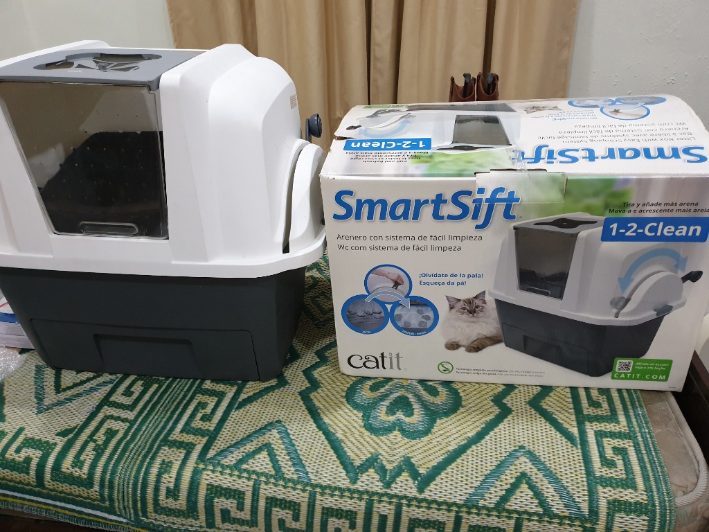 Almost New Catit Smartsift Cat Litter Box for Sale
