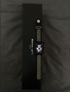 Apple Watch Nike S3 42mm, Men's Fashion, Watches on Carousell