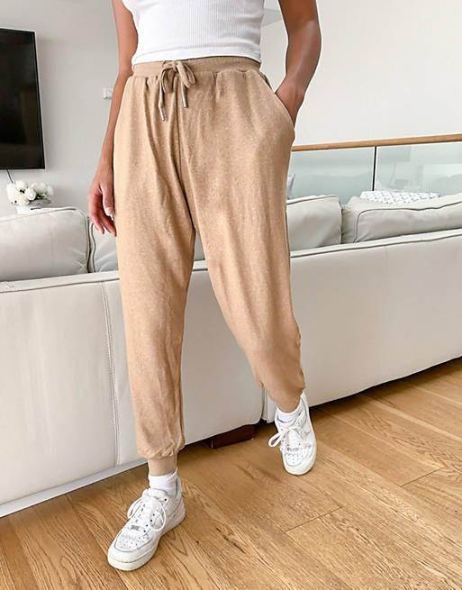 Petite camel 2025 joggers