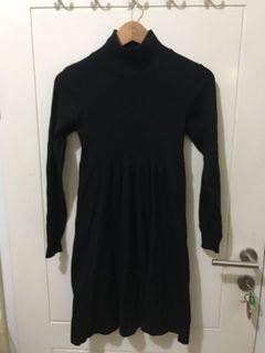 Black Dress (bahan sweater)