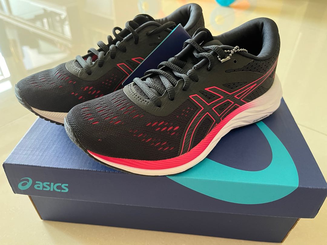 BNIB ASICS gel excite 6 Women s Fashion Footwear Sneakers on Carousell