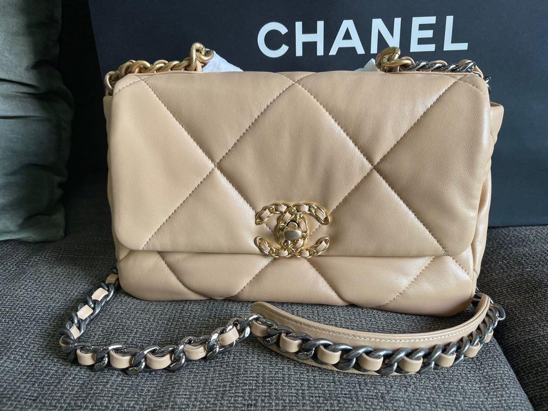 Chanel 19