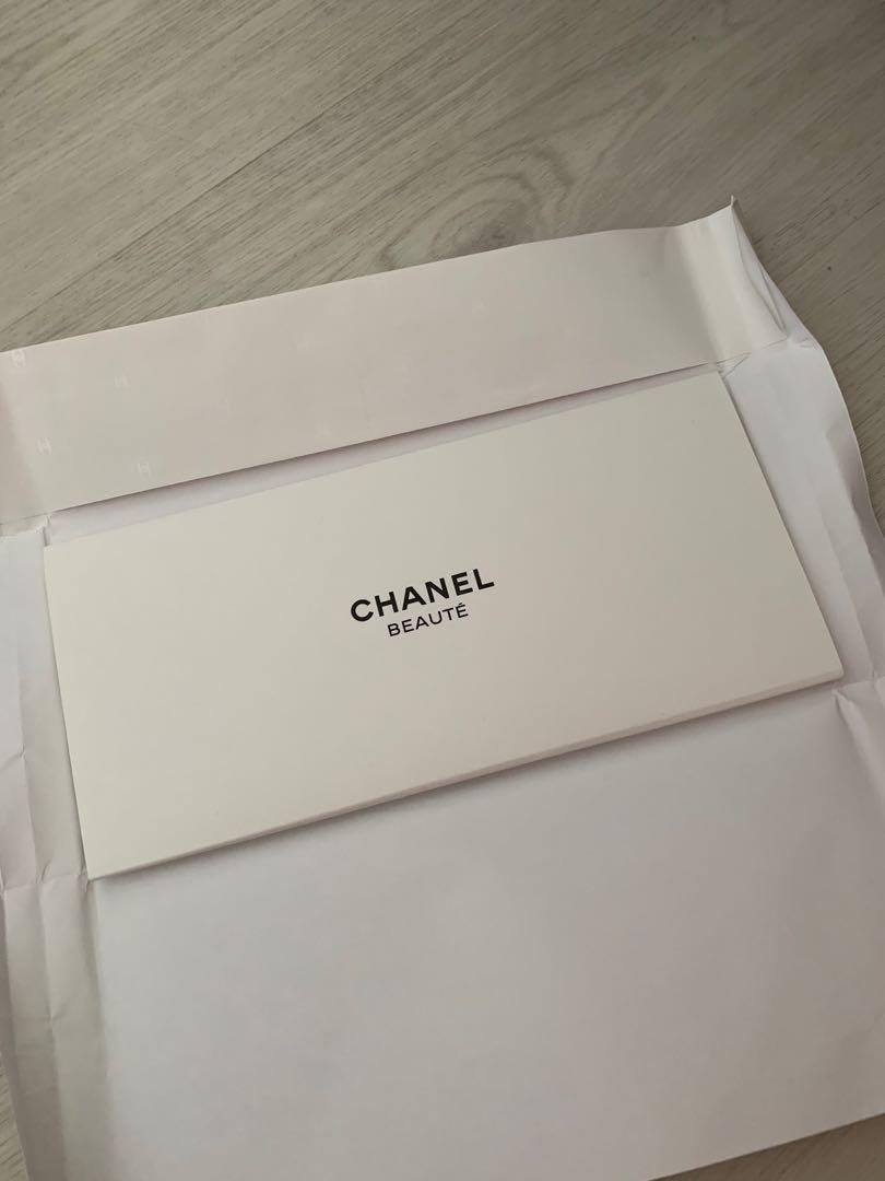 Chanel 2021 limited edition Christmas ornaments gift set Luxury
