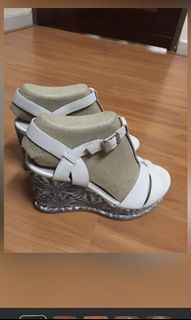 (Category: ) located in . Submitted by pikochor (Listing ID 1134703247, Image 1). Description: .