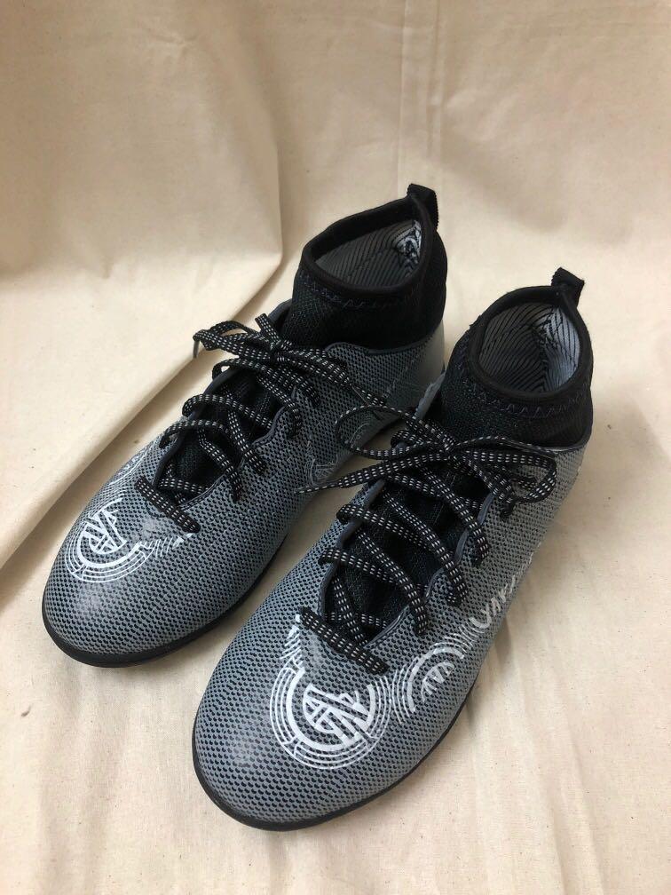 Nike futsal cr7 new arrivals