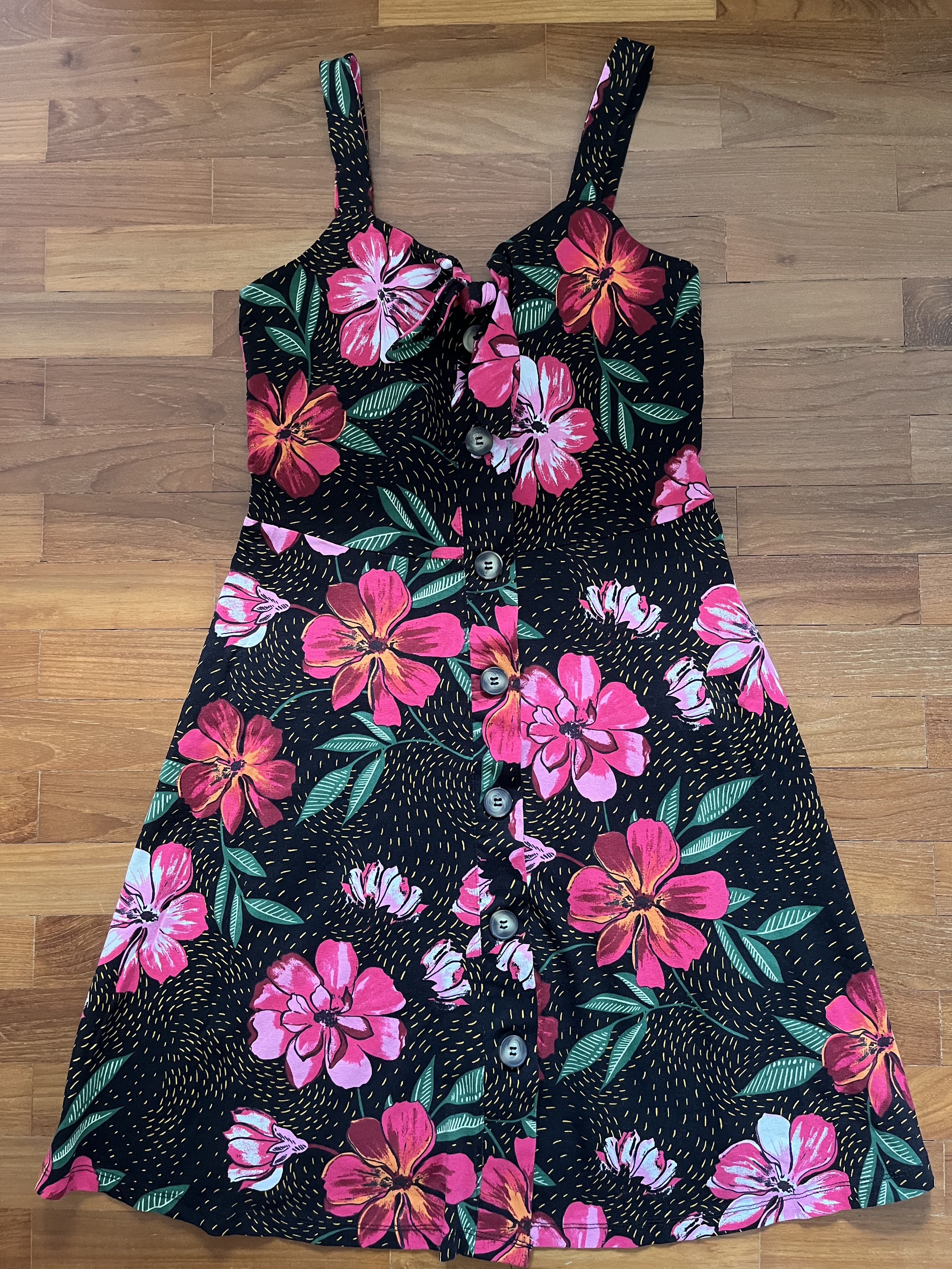 Dorothy Perkins tropical Hawaii flower 