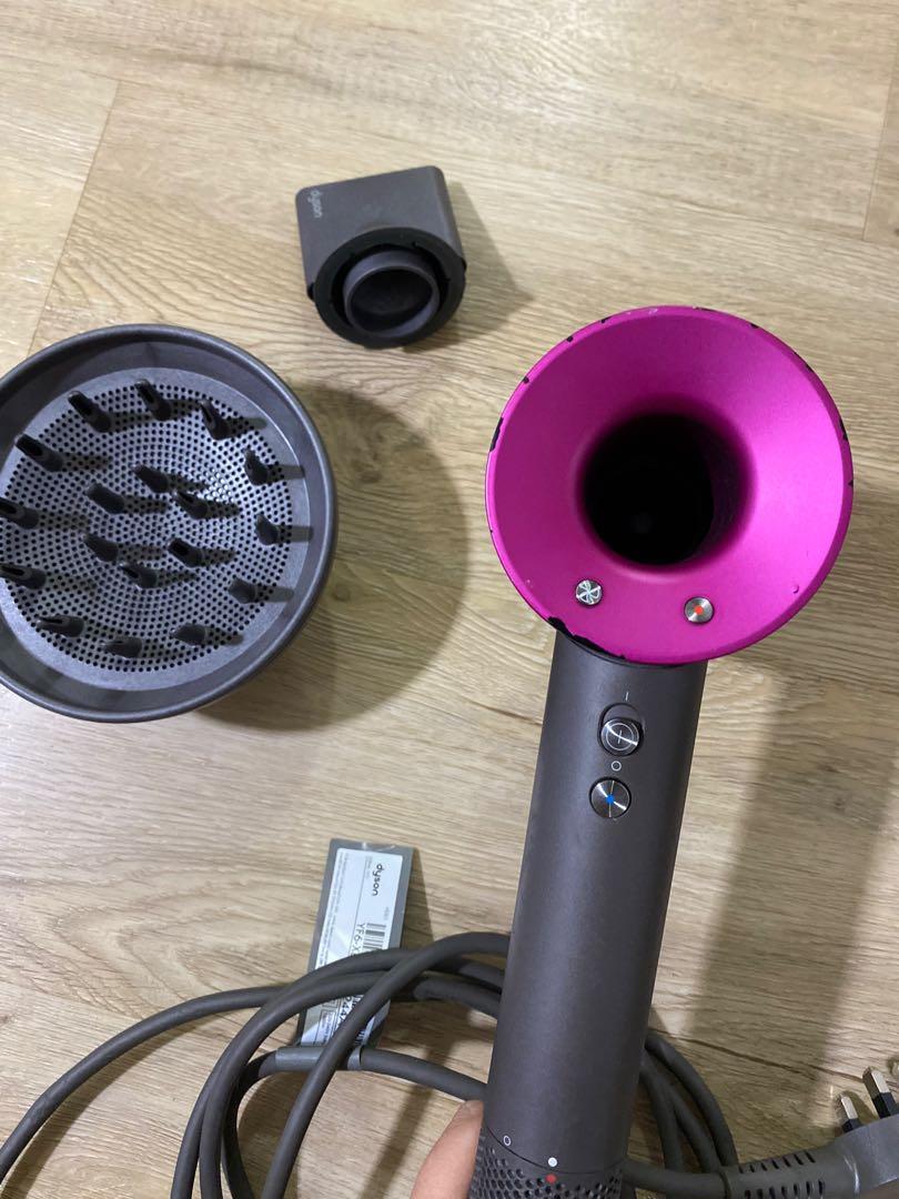 Dyson Supersonic Hairdryer, Beauty & Personal Care, Hair on Carousell