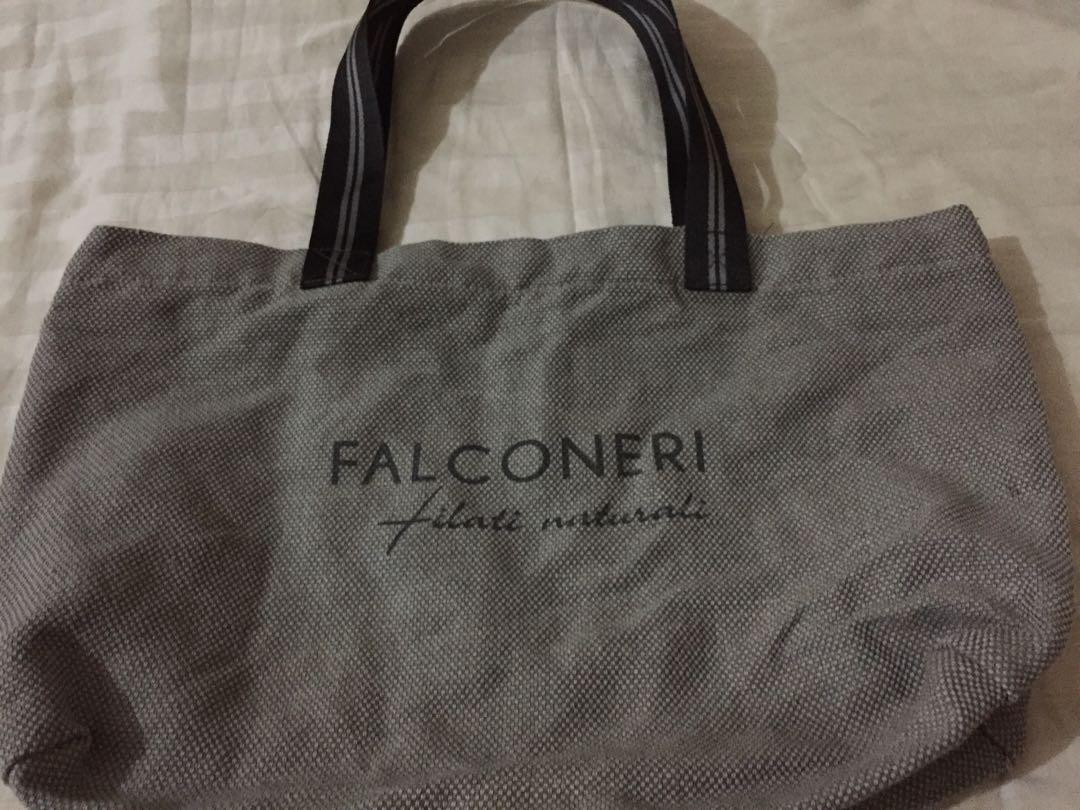 falconeri shoukder bag (Category: Tote Bags) located in Calamba. Submitted by merrymerida (Listing ID 1134760823, Image 1). Description: .