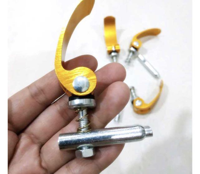 Folding sales bike clamp