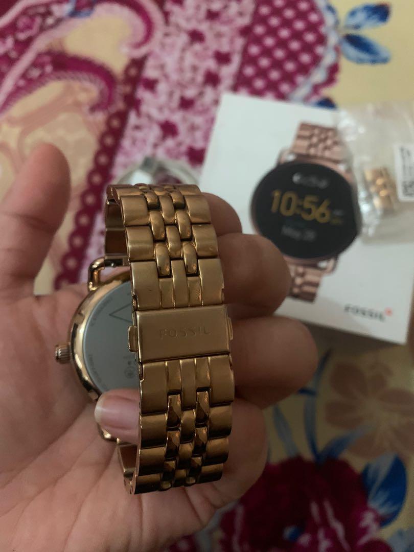 fossil Q wander gen 2 Fesyen Wanita Jam Tangan di Carousell