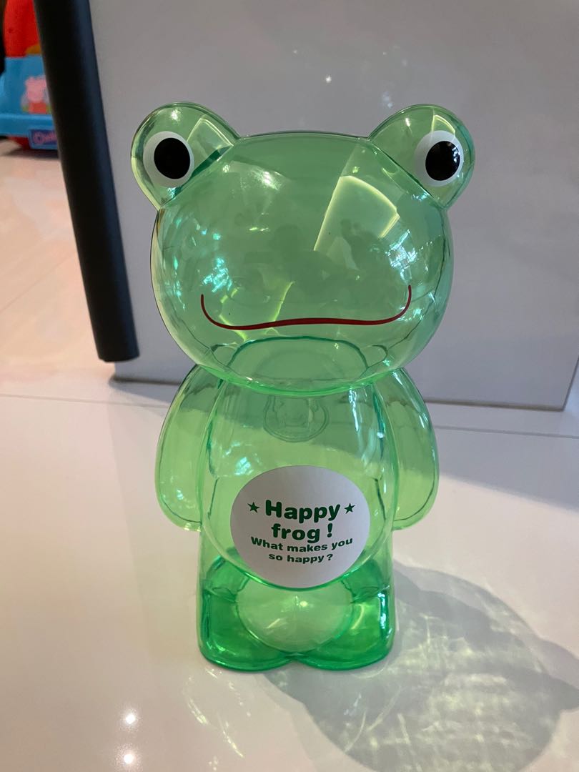 Frog piggy bank, Hobbies & Toys, Toys & Games on Carousell