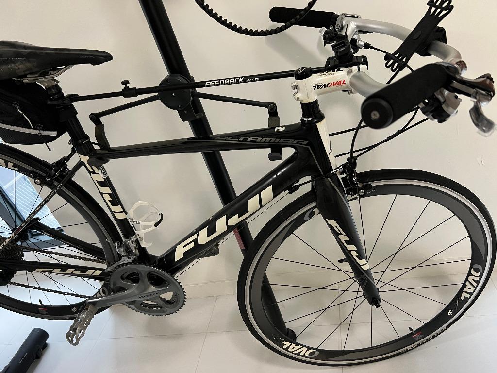 Fuji altamira 2.0 hotsell carbon road bike