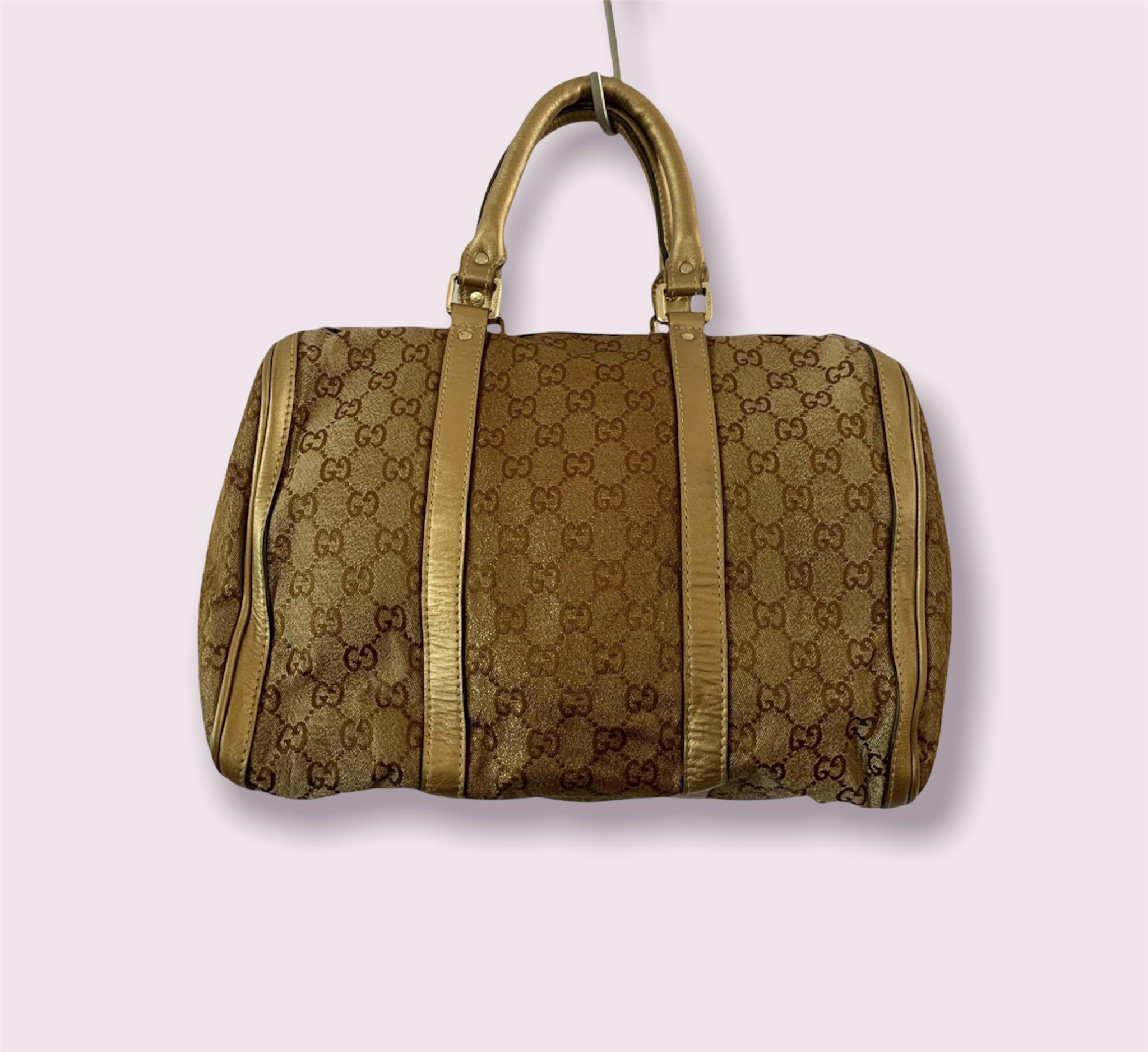 Louis Vuitton LV Speedy in Pink, Women's Fashion, Bags & Wallets, Purses &  Pouches on Carousell