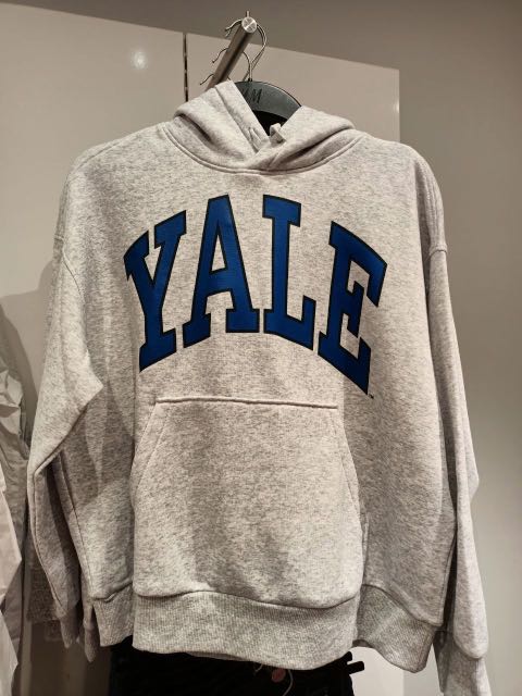 H&m yale on sale hoodie