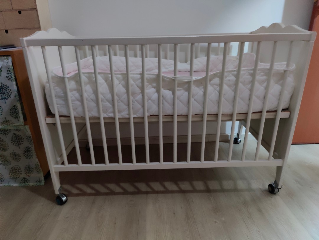 ikea mini cot