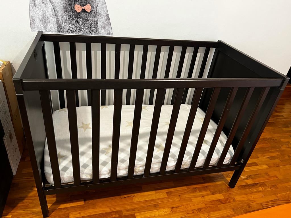 Black cot ikea on sale