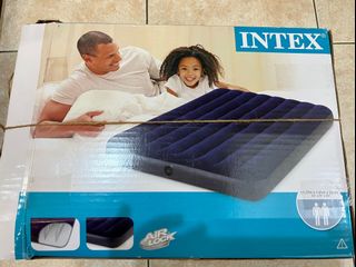 (Category: ) located in . Submitted by stefelena21 (Listing ID 1134683211, Image 1). Description: .