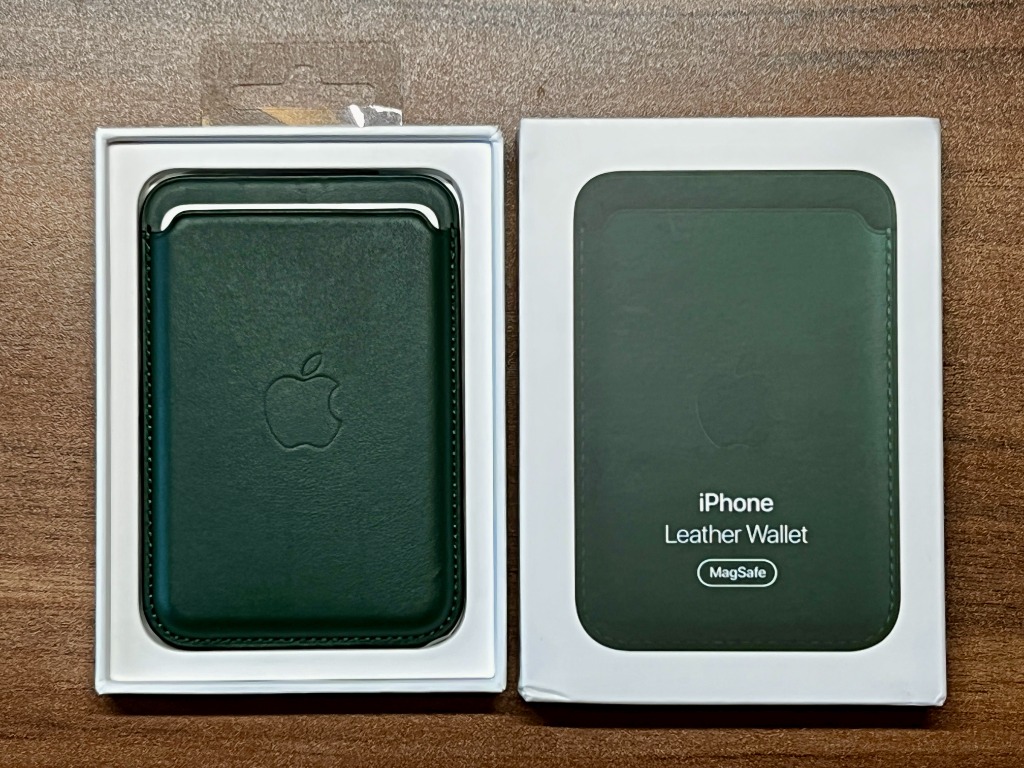 Apple iPhone Leather Wallet with MagSafe Sequoia Green