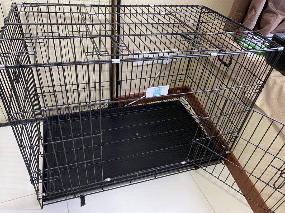 Used dog crates near top me