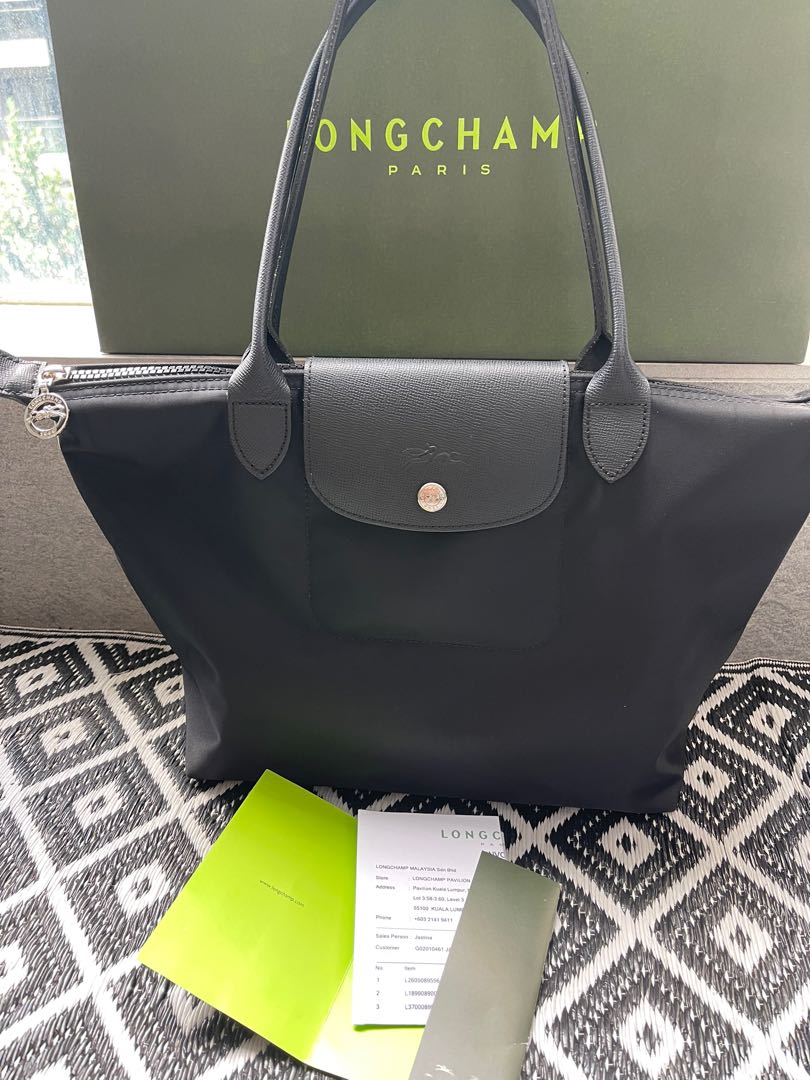 Pavilion longchamp top