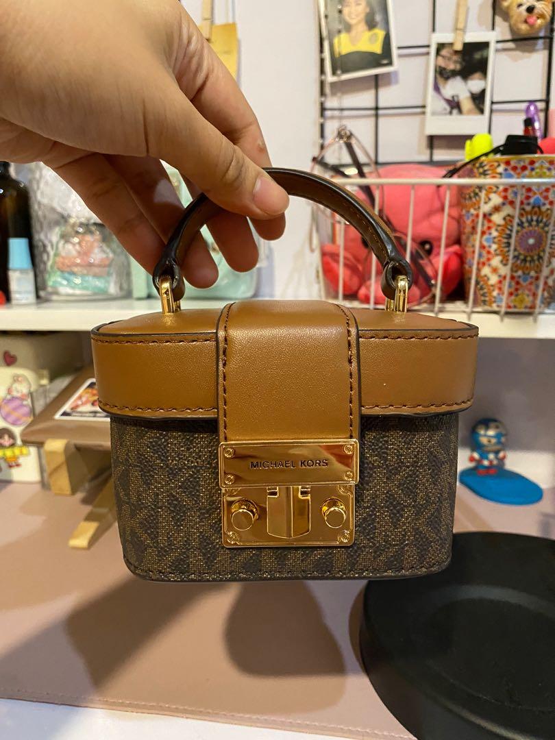 Mk vanity bag hot sale