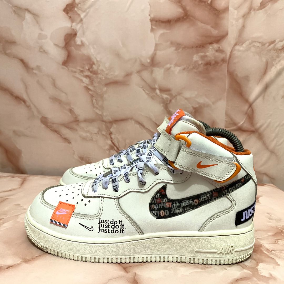 nike airforce 1 just do it