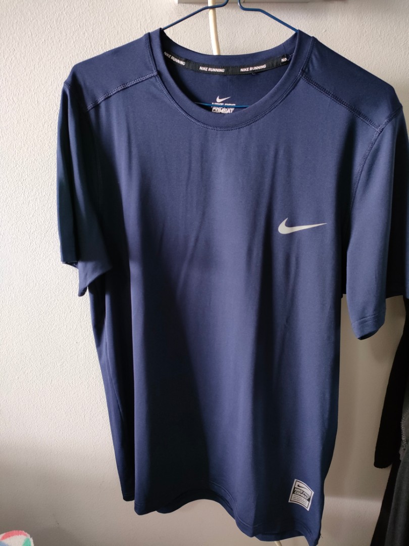 Nike shirt, Women's Fashion, Activewear 