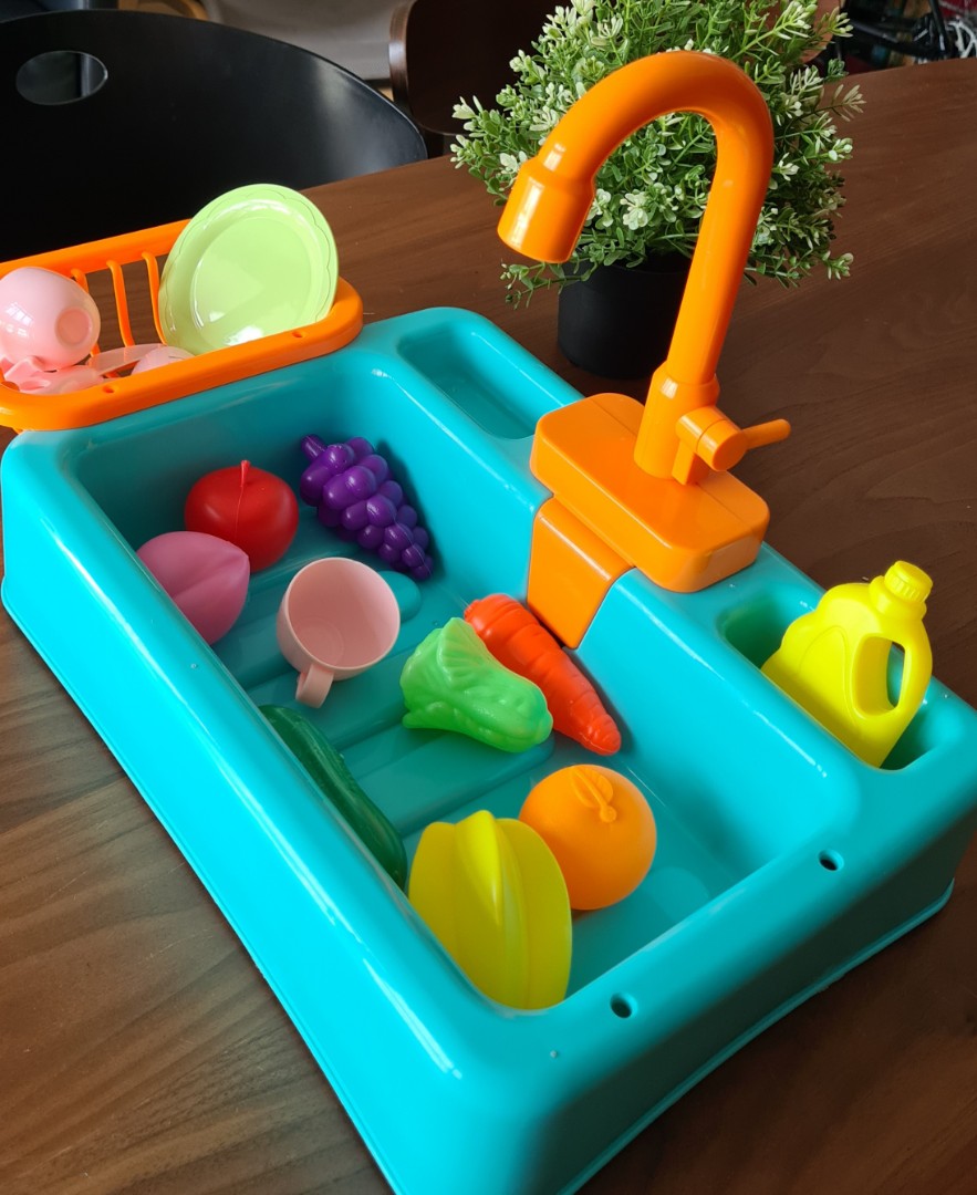Pretend Play Kitchen Sink with continuous tap flow, Babies & Kids