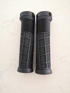 Raceface grips