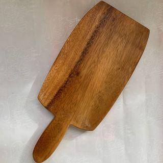 Rectangular chopping board with handle - cheese board charcuterie plate - wooden cheese board - acacia chopping board - wood chopping board