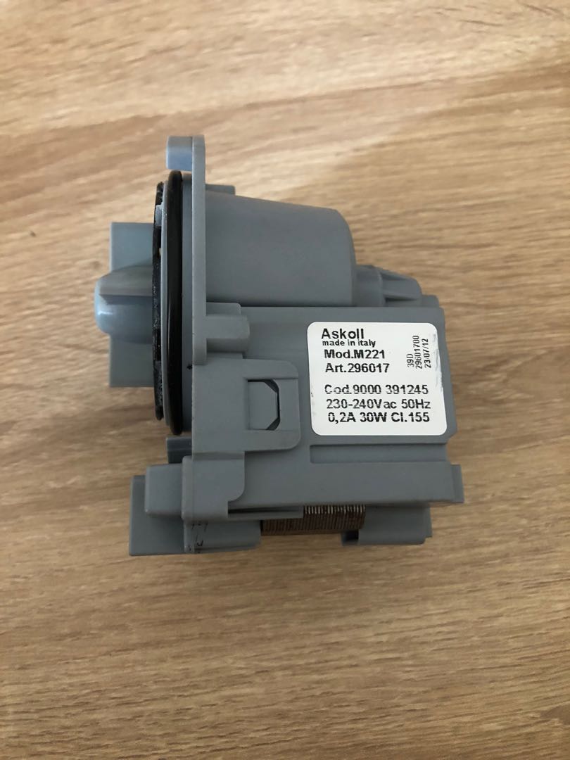 Spare part Drain Pump Bosch washing machine, TV & Home Appliances