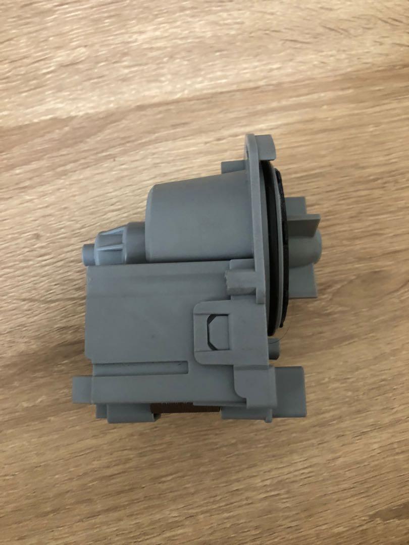 Spare part Drain Pump Bosch washing machine, TV & Home Appliances