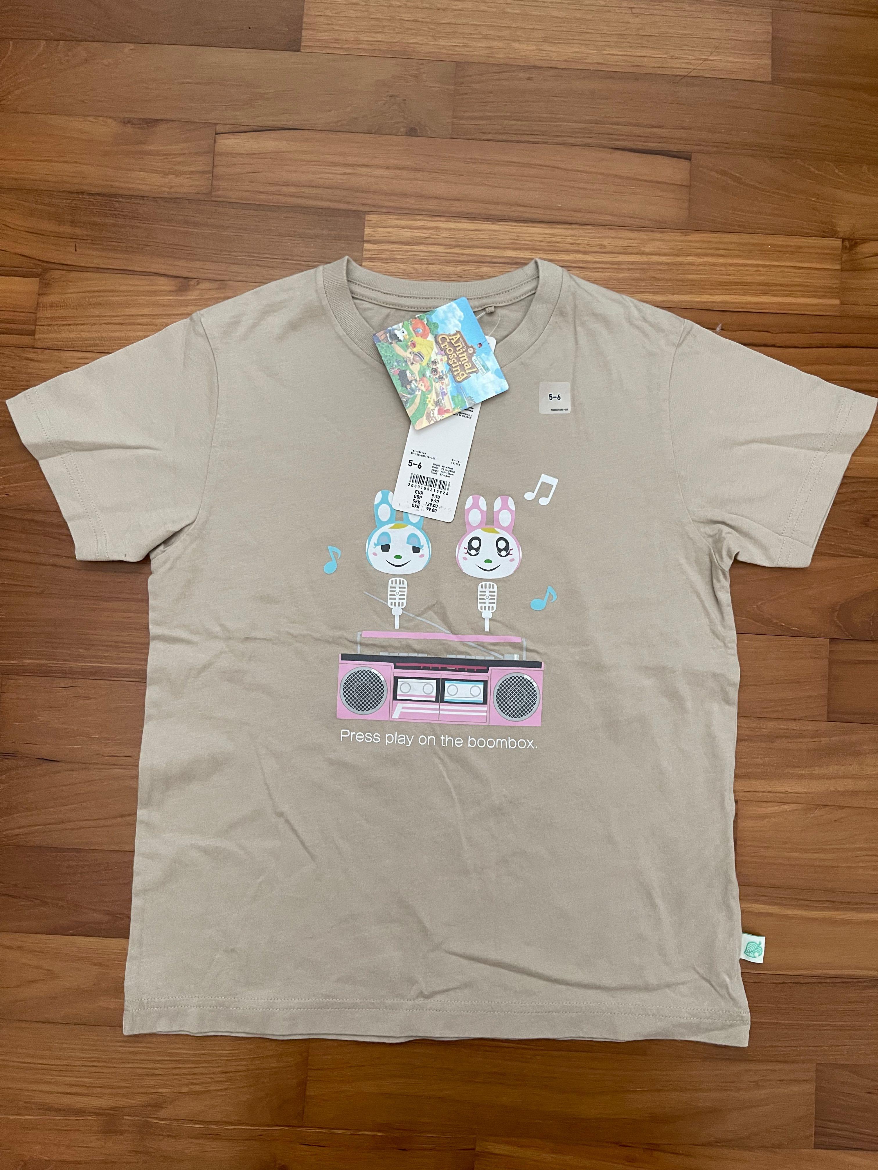 Uniqlo Girls T-shirt Brand New, Babies Kids, Babies Kids