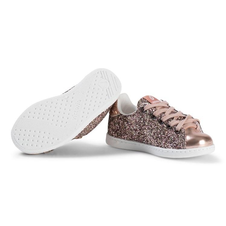 Girl gold top sneakers