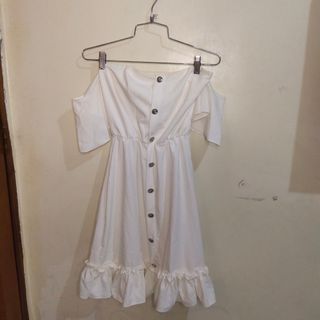 (Category: ) located in . Submitted by hello.yce (Listing ID 1134808318, Image 1). Description: .