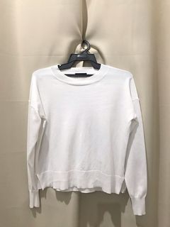 (Category: ) located in . Submitted by moonlightbbcloset (Listing ID 1134795004, Image 1). Description: .