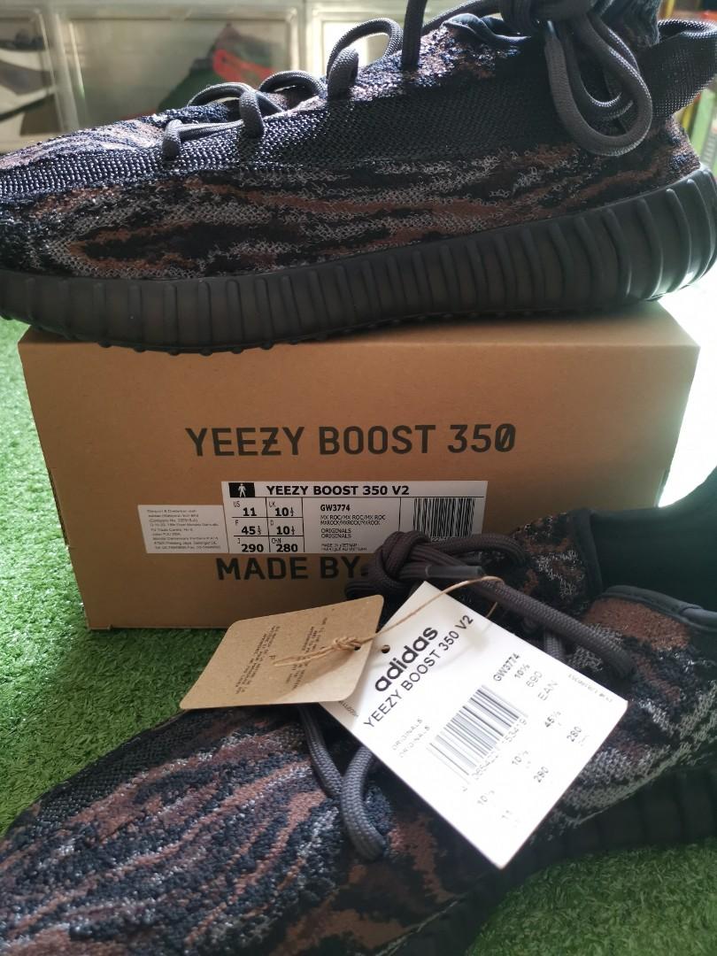 Jd sports yeezy discount boost 35 v2 zebra