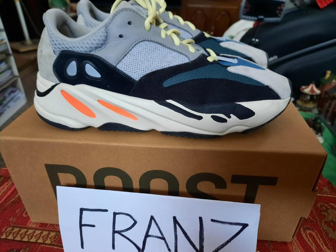 yeezy 700 size 3