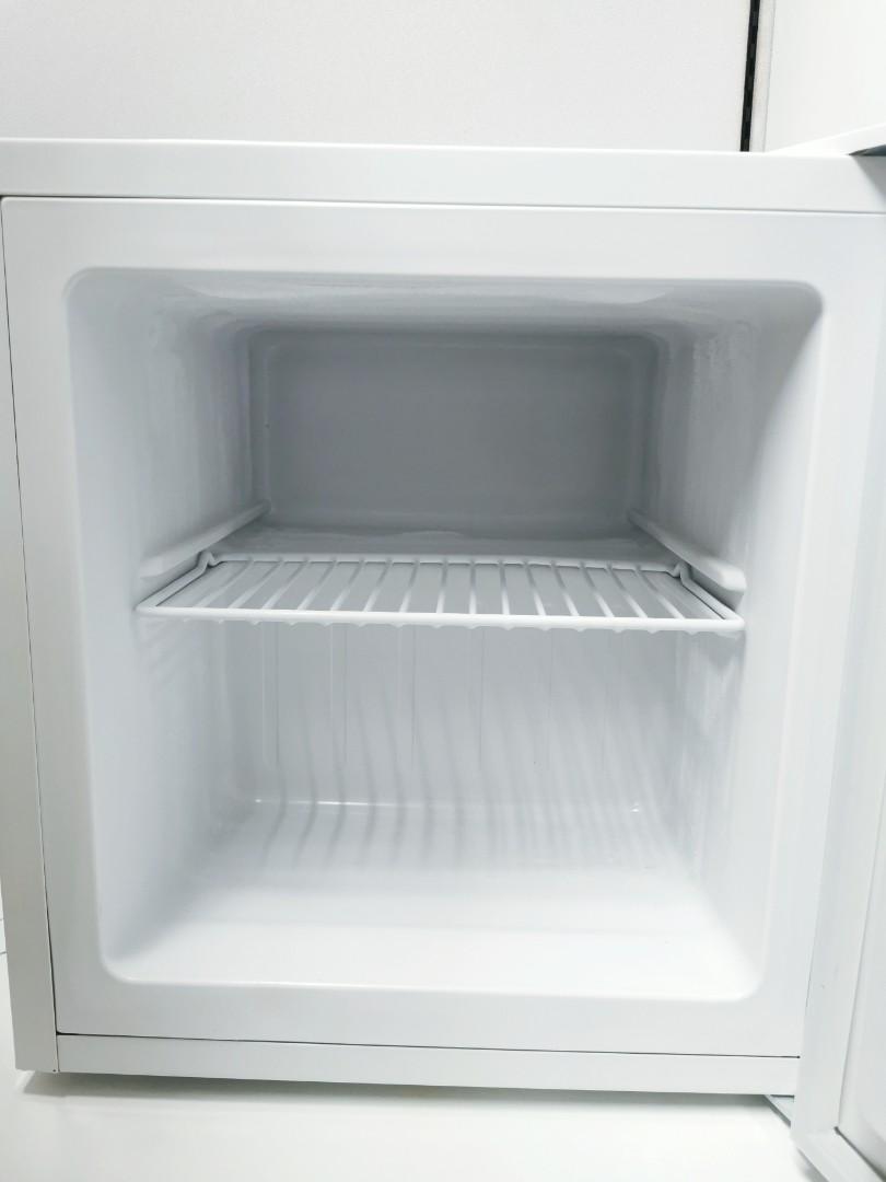 Bar Freezer / Breast milk storage fridge, TV & Home Appliances, Kitchen