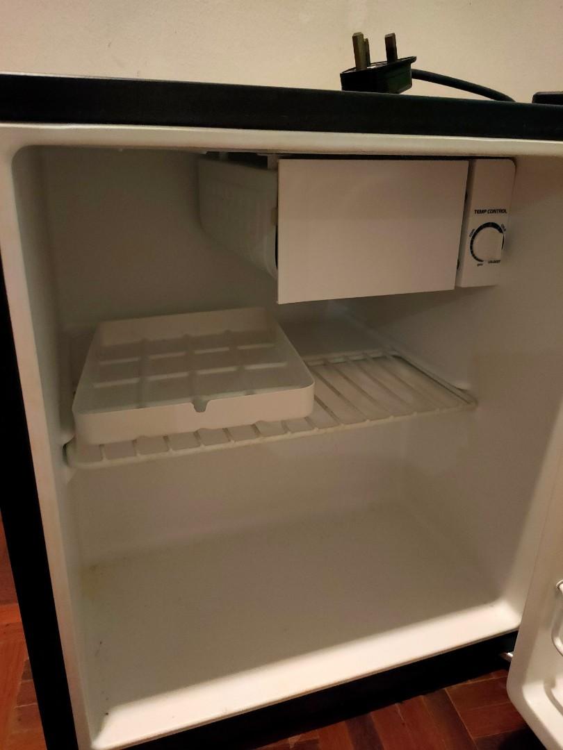 50L Electric MiniBar Refrigerator (XMA), TV & Home Appliances, Kitchen