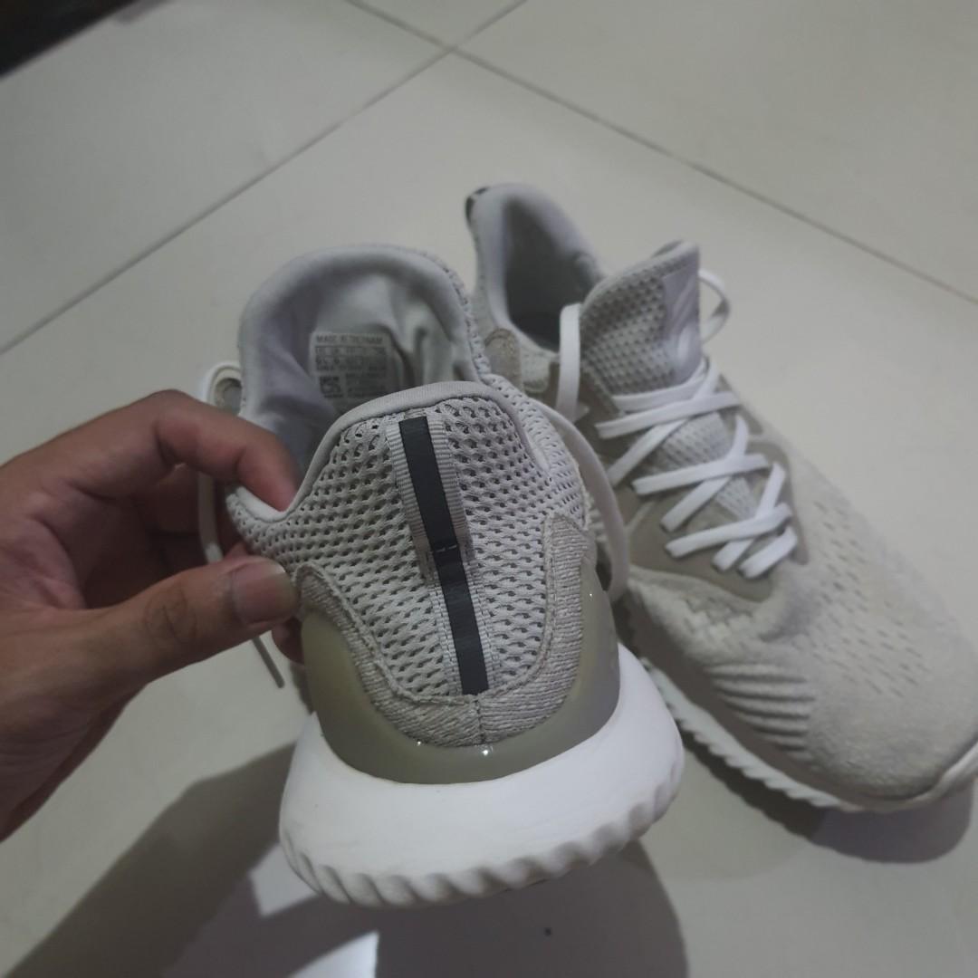 Adidas Alphabounce Beyond M original, Fesyen Pria, Sepatu , Sneakers di  Carousell